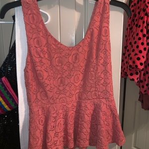 Peach crop tank with zip in back
